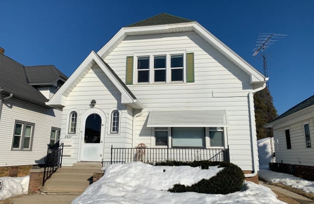 2327 Green Street, Lower - 2327 Green Street, Racine, WI 53402