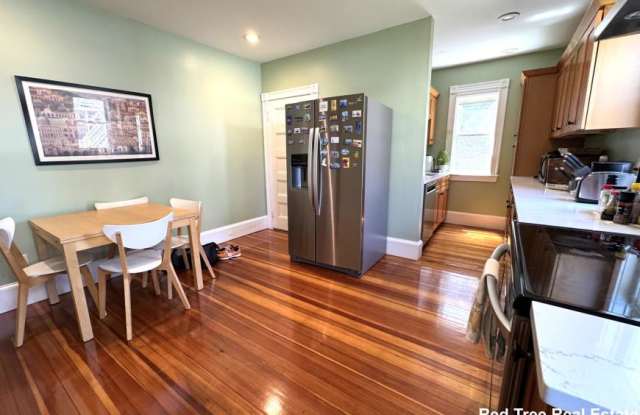 Photo of 23-25 Fuller St.