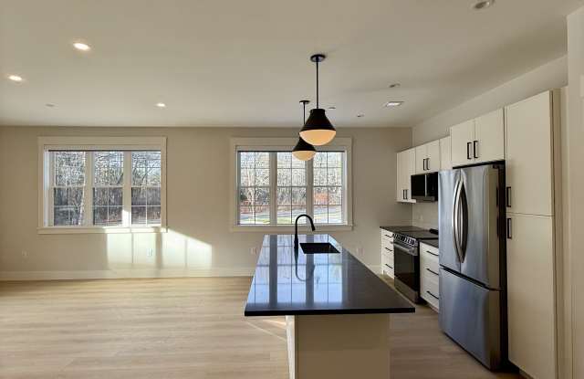 Photo of 100 Plank St