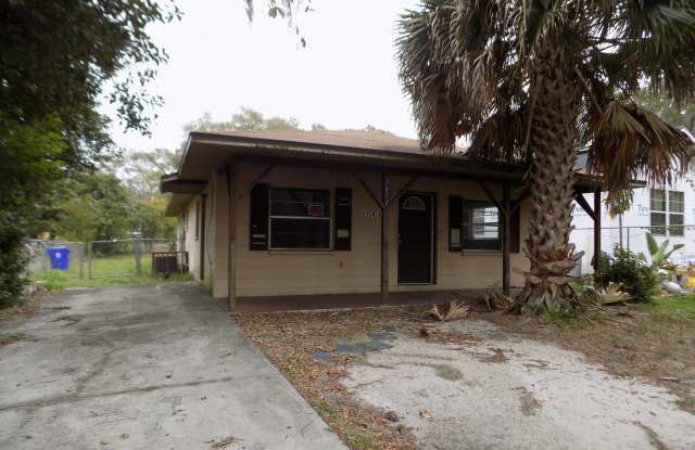 3 Bedroom 2 Bathroom House For Rent at 1411 Connestee Road Lakeland, Fl. 33805 - 1411 Connestee Road, Lakeland, FL 33805