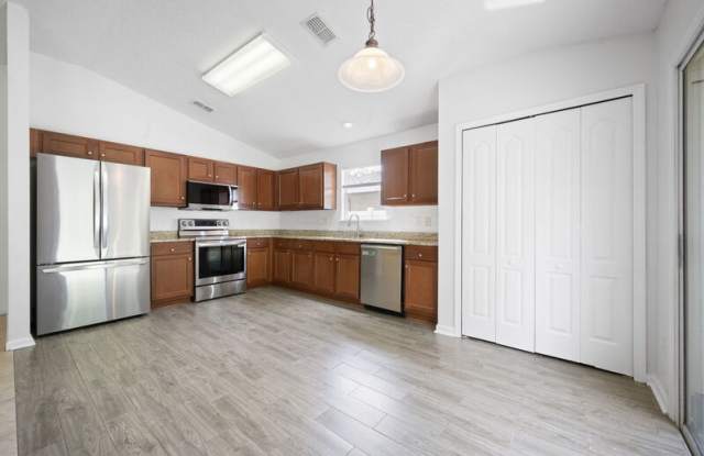 843 Bonaparte Landing Ct