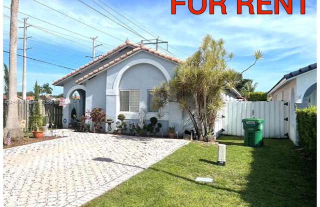 Photo of 7602 Northwest 168th Terrace