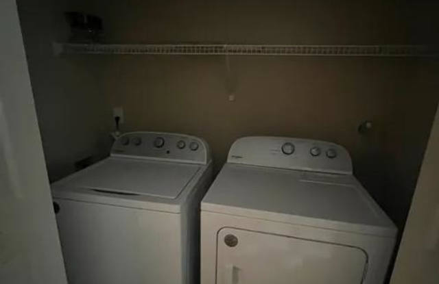 130 Charter Ct