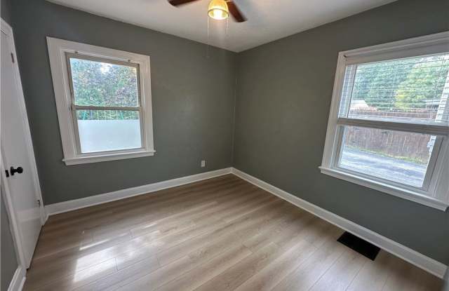 33 Marlindale Avenue