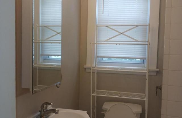 1517 BEAVER HEIGHTS Lane