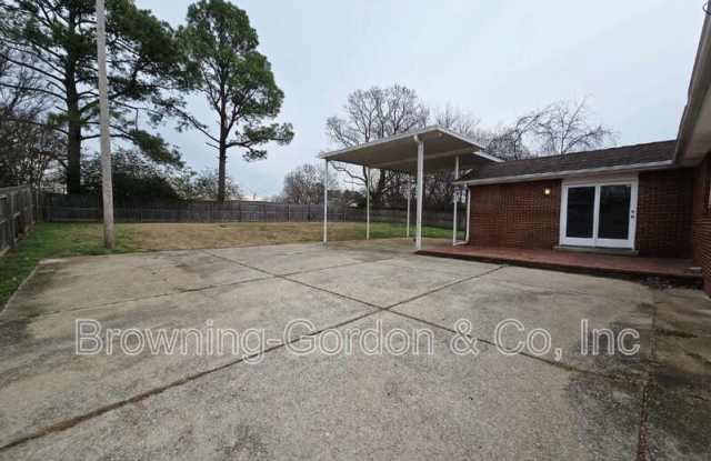 241 Bonnacroft Drive