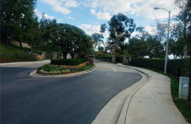 5830 E Lavender Court