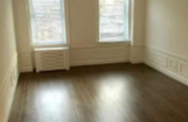 Photo of 162 E 37th St