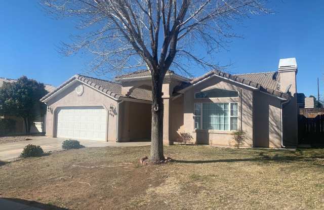 499 N 2070 E - 499 North 2070 East, St. George, UT 84790