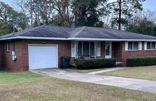 1017 Southland Drive - 1017 Southland Drive, Dothan, AL 36301