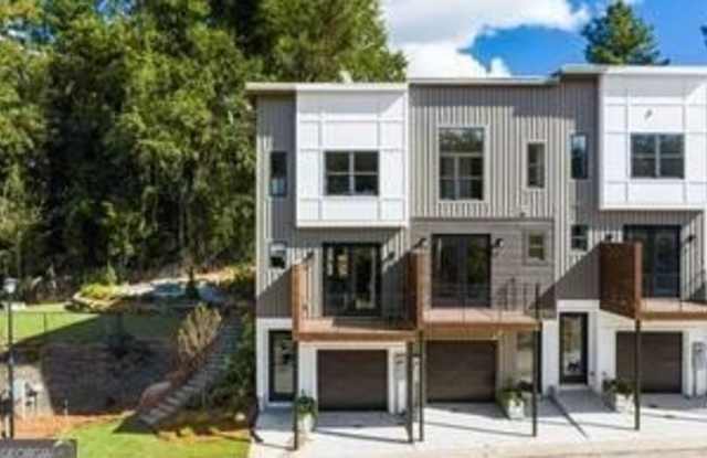 Photo of 2328 Mason Drive