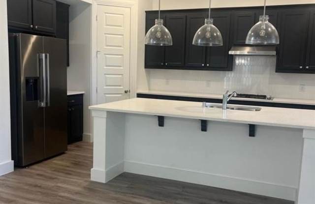 3083 aqueduct Avenue