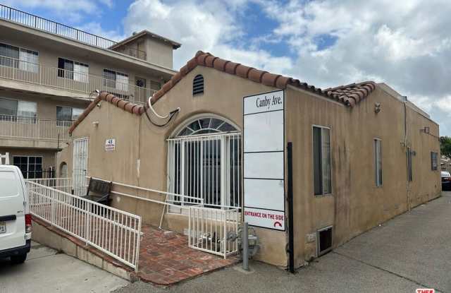 7304 Canby Ave - 7304 Canby Avenue, Los Angeles, CA 91335