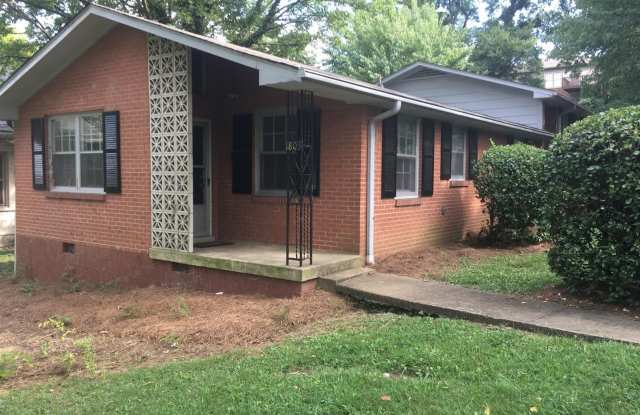 Amazing price for a rental in this area - 1805 Blair Boulevard, Nashville, TN 37212