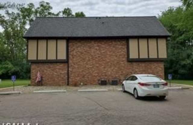 2049 N DUCK LAKE Road