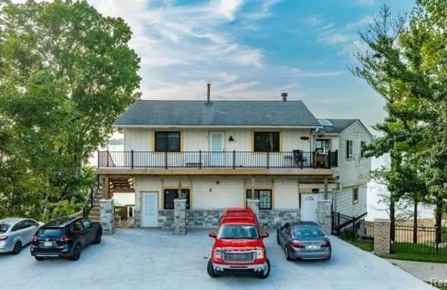 4290 CASS ELIZABETH RD UNIT 3 Road