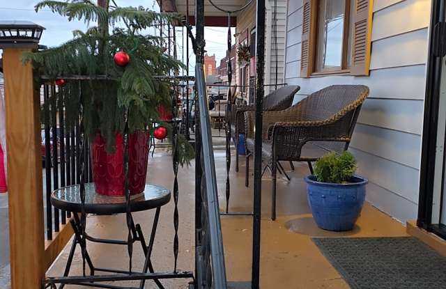 811 Excelsior Street