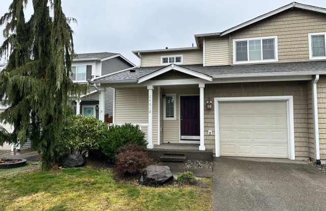 2bd/2ba Maple Valley Home