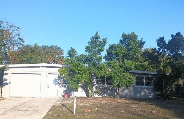 3 bedroom, 1.5 bath, Garage