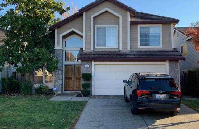 Bent Creek San Ramon 5 BD, 3 BA 2 car attached garage - 2201 Bent Creek Drive, San Ramon, CA 94582