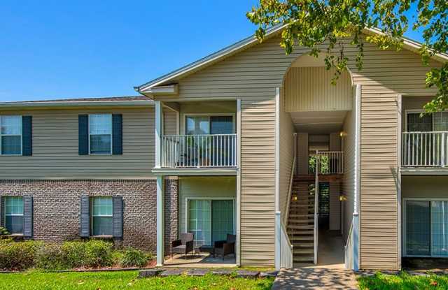 Marcus Pointe Grande