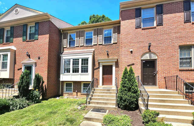 4802 TREASURE Court