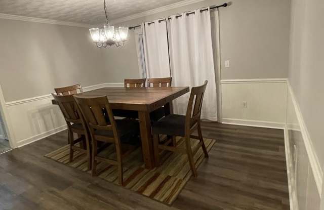 505 Meadow Brook Avenue