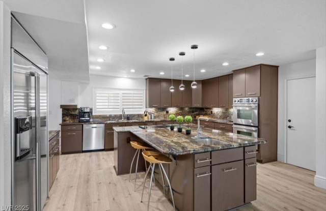 1695 Montessouri Street