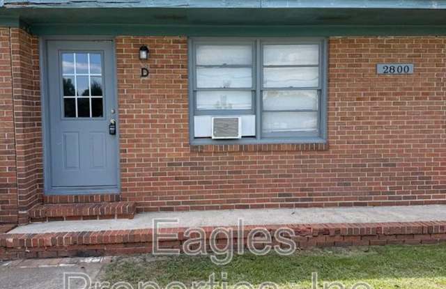 2800 McLain Street