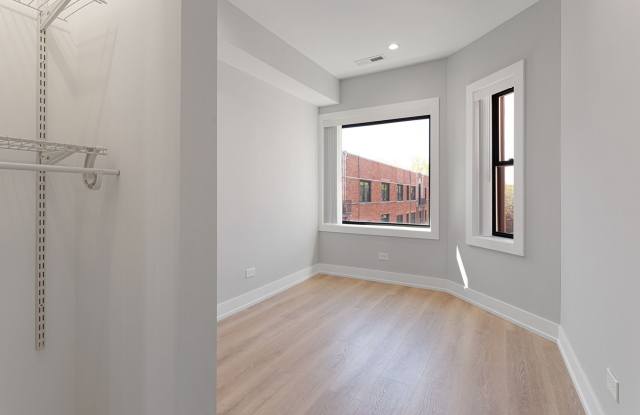 1552 W Juneway Terrace