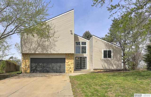 2347 N 113th Street - 2347 North 113th Street, Omaha, NE 68164