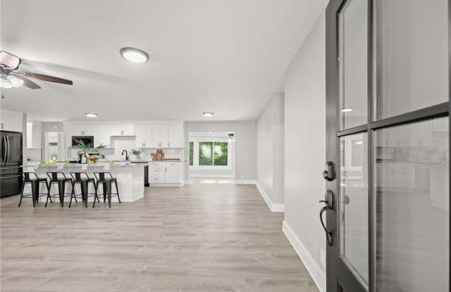 5198 Holly Springs Road