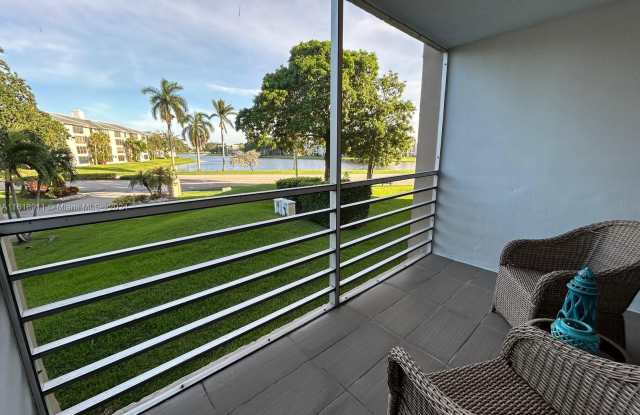 9480 Tangerine Pl