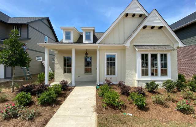 Home for rent in Knox Square!!! Available to View Now!