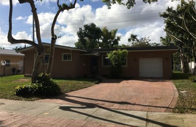 1182 Dove Avenue - 1182 Dove Avenue, Miami Springs, FL 33166