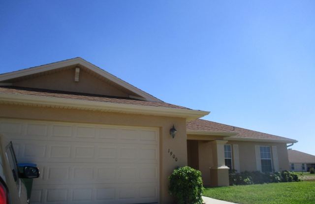 Photo of Coming early Dec 3/2 all tile with inside laundry room