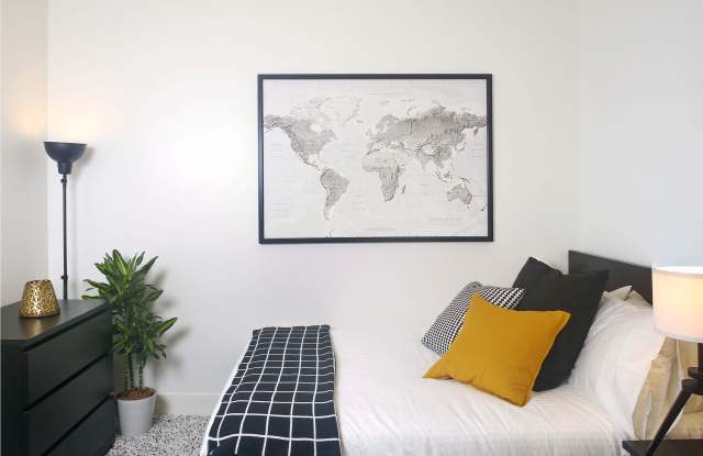 The Residences at Barnett