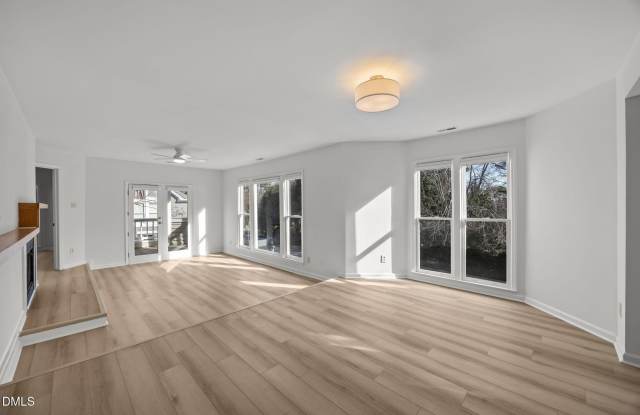 1000 Brighthurst Drive unit: 206