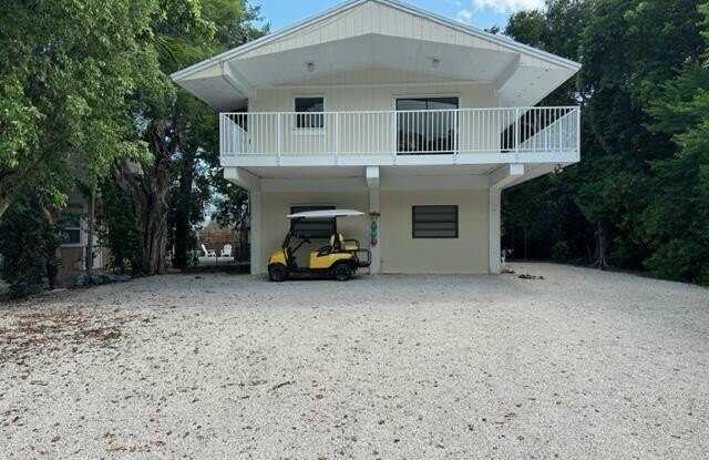 Photo of 333 Bayview Avenue