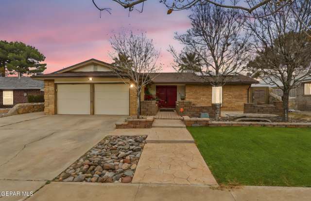 Photo of 1732 Russ Randall Street