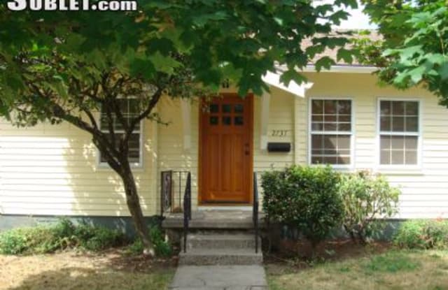 2737 Se 23rd Ave - 2737 Southeast 23rd Avenue, Portland, OR 97202