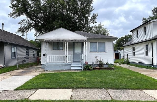 11076 ESSEX Avenue - 11076 Essex Avenue, Warren, MI 48089