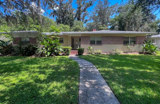 3BR/2.5BA House in Florida Park - Available For Fall 2026!