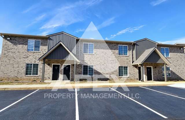 Photo of AVALON TOWNHOMES – LIKE NEW - 2 Bd/2.5 Ba Townhome off Topside Road with convenient access to Maryville or Knoxville!