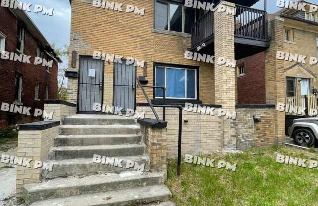 4249 Elmhurst St photos photos