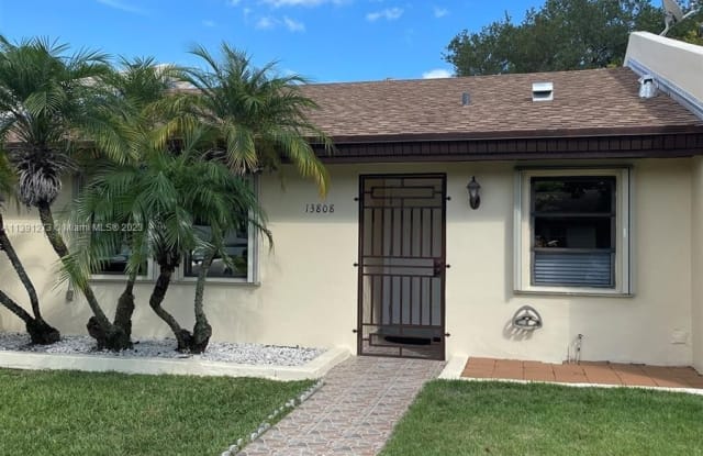 13808 SW 54th St - 13808 Southwest 54th Street, Kendale Lakes, FL 33175