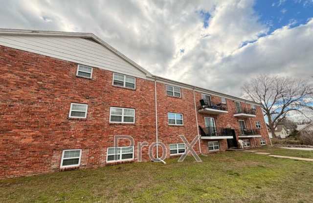 Photo of 124 E Highland