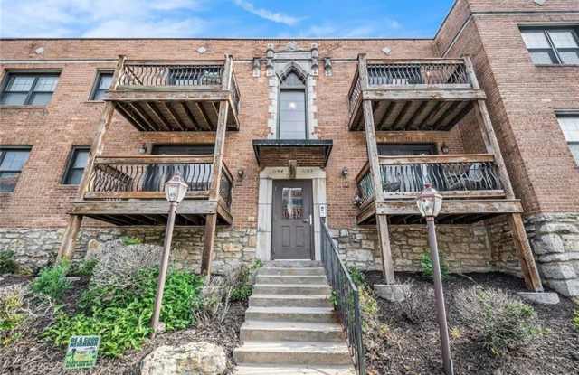 Photo of 1104 W 46th Street