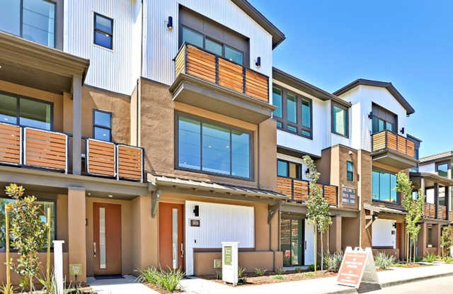 Newly Built Luxury Condo Bellaterra @ North 40 with Los Gatos Schools