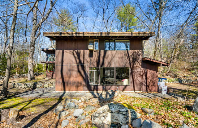 Photo of 15 Trotting Horse Drive